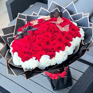 RD 100 FRESH ROSES BOUQUET